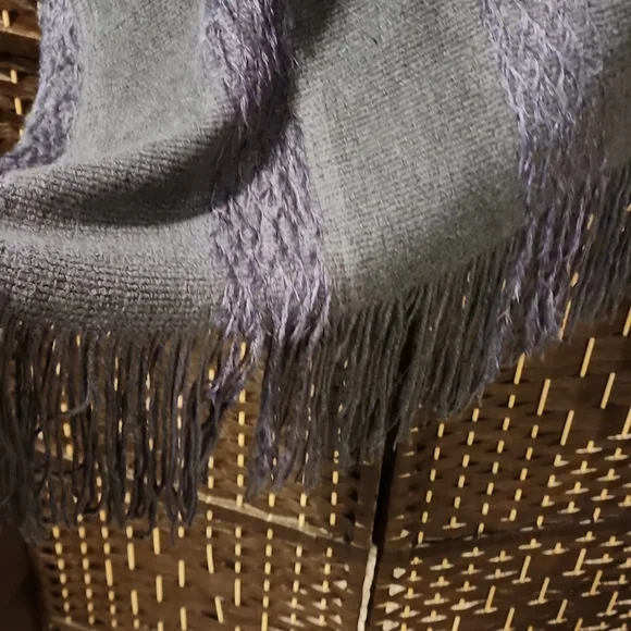 Jon and Anna gray Poncho. New with tags - Picture 3 of 9